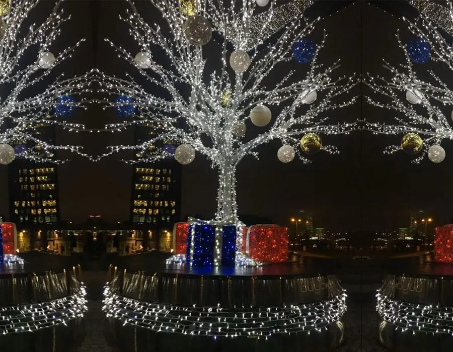 Işıklı Yılbaşı Ağacı